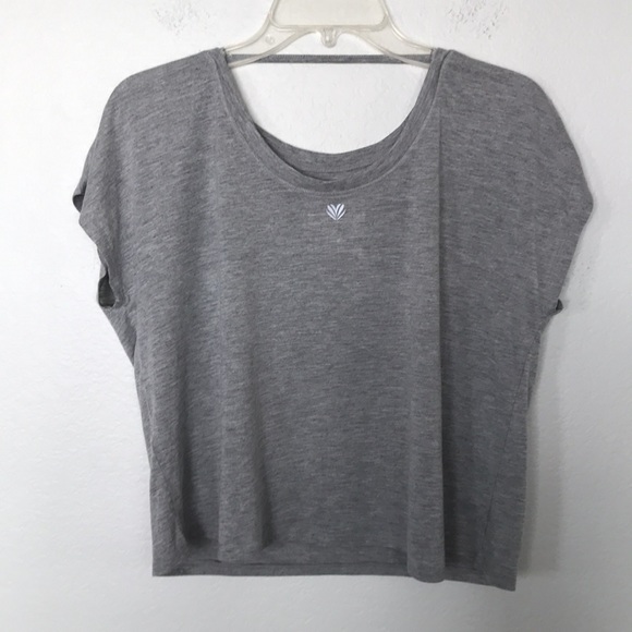 FOREVER 21 T-SHIRT SIZE S LIGHT GREY - Picture 3 of 4